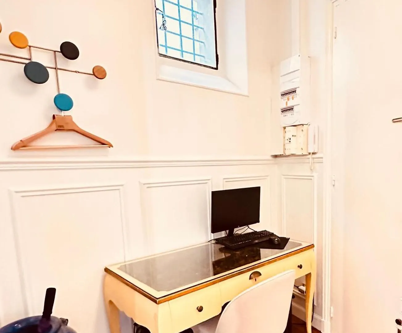 Charming 4-room Flat Near Eiffel Tower-8people-2 Bedrooms Paris