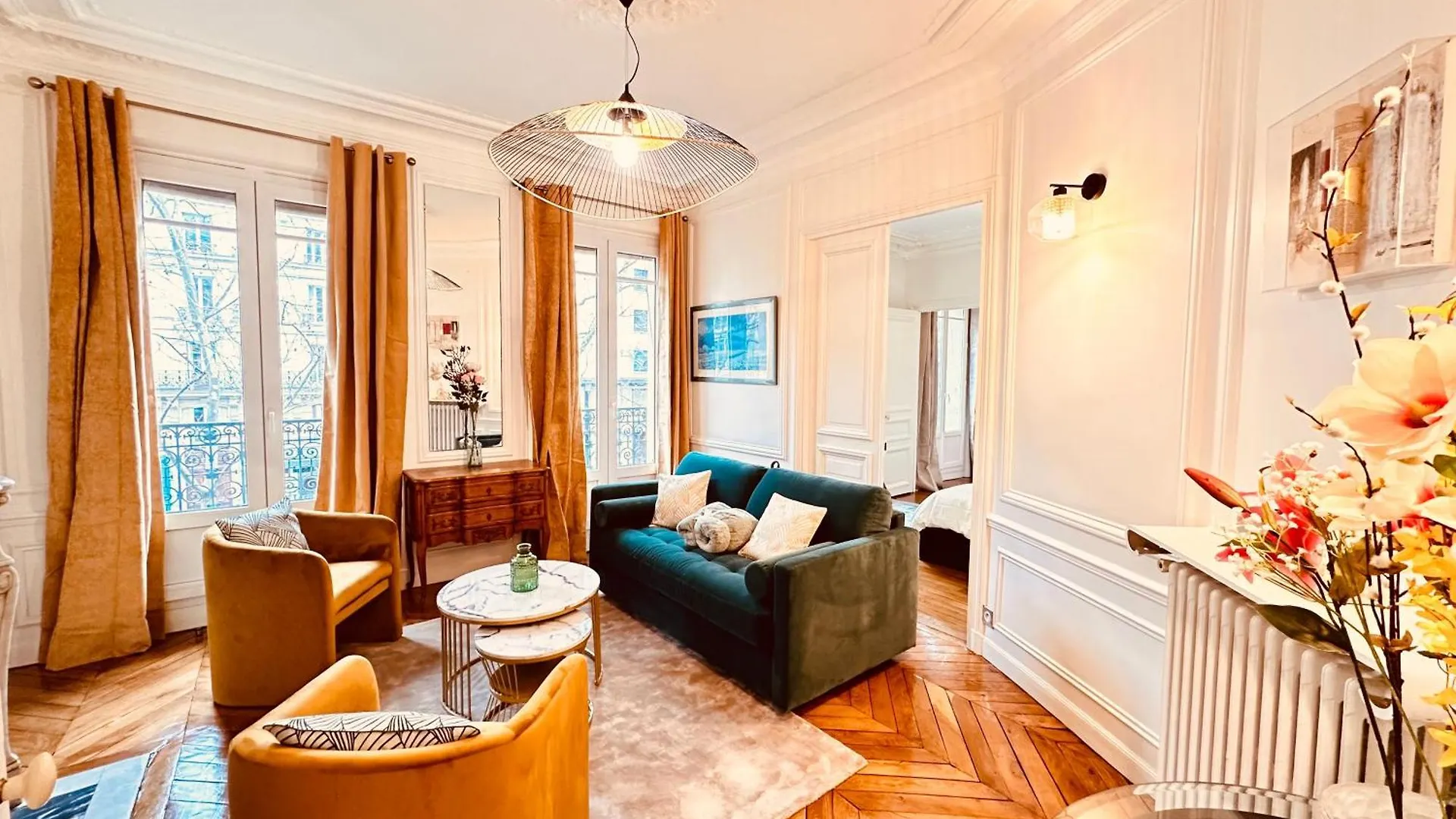 Charming 4-room Flat Near Eiffel Tower-8people-2 Bedrooms Apartment *